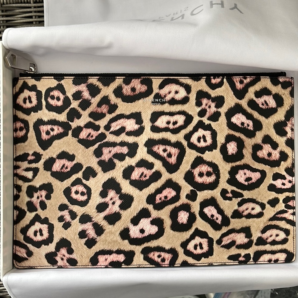 Givenchy pouch/clutch - leopard